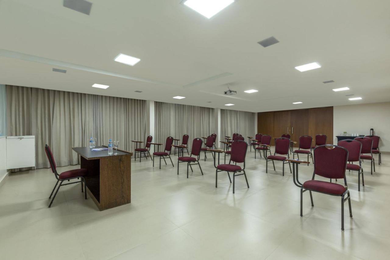 Sia Park Executive Hotel Candangolandia Zewnętrze zdjęcie